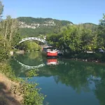 Eco Yourte Du Bourget Lüks kamp alanı *