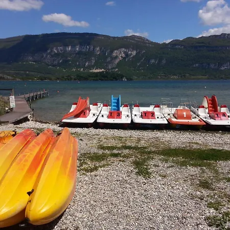 Eco Yourte Du Bourget Glamping *